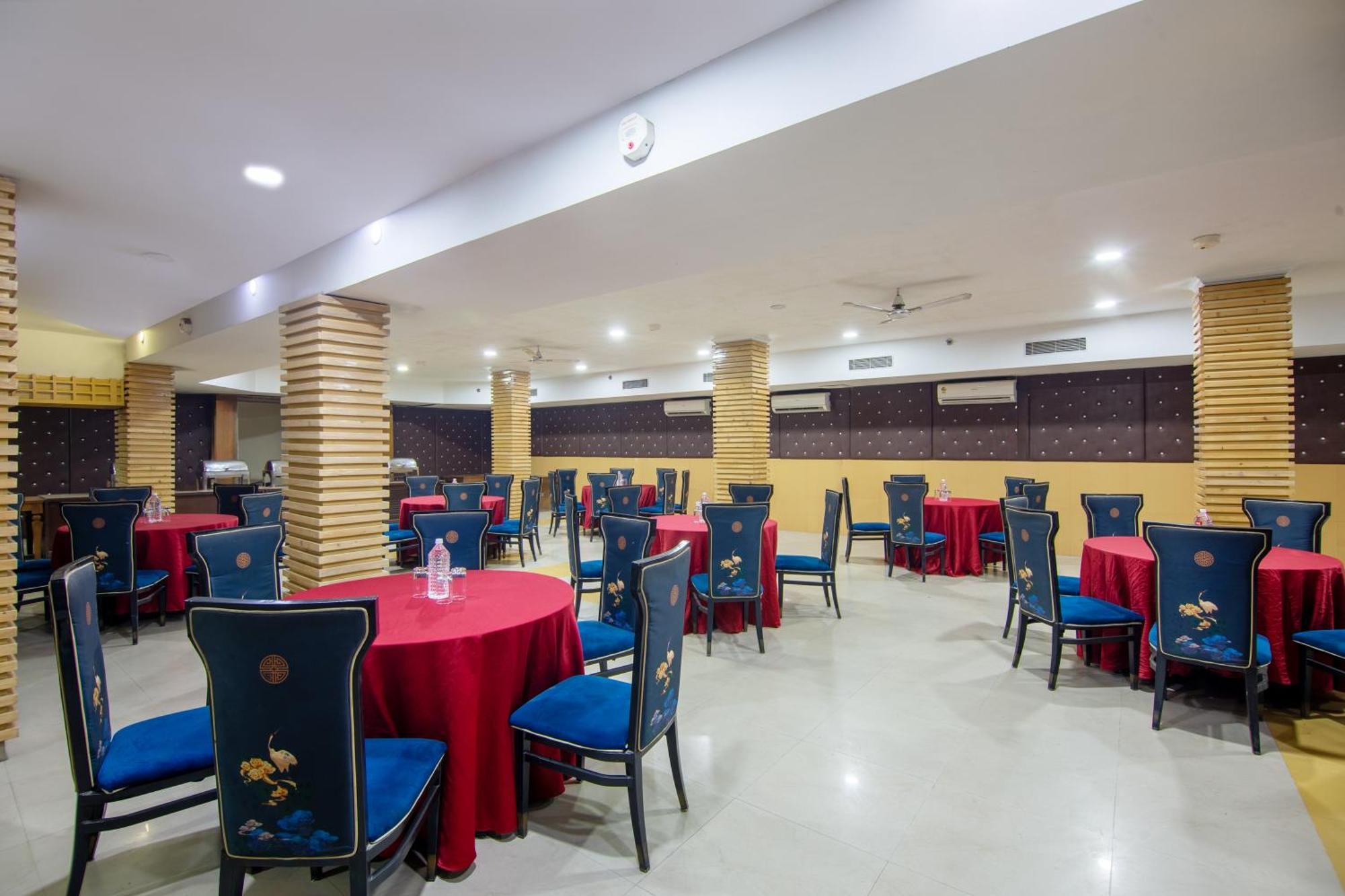 Hotel Lohmod At National Highway 8 - Free Airport Transffer 뉴델리 외부 사진