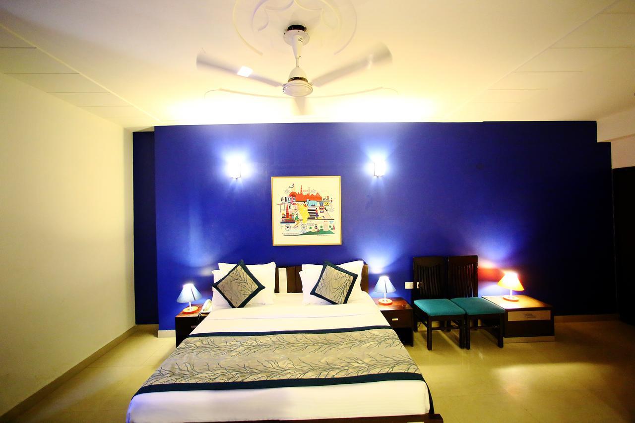 Hotel Lohmod At National Highway 8 - Free Airport Transffer 뉴델리 외부 사진